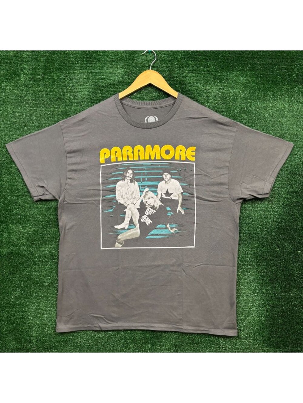 Paramore This Is Why Rock Band T-Shirt Size Extra Large